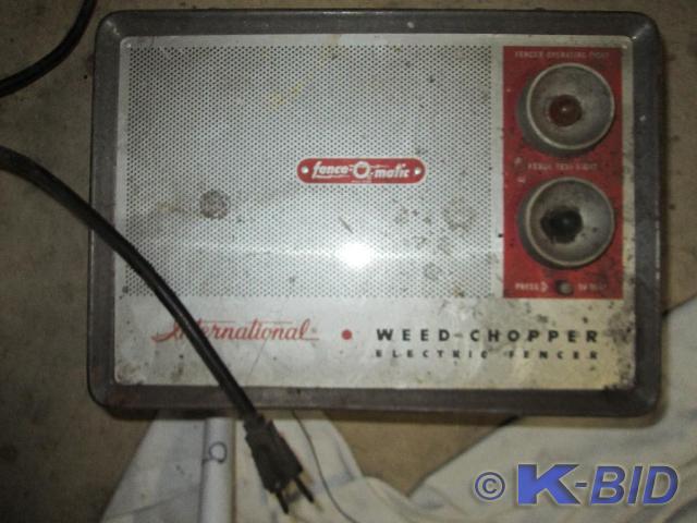 lot 273 image: Fence o matic weed chopper electric...