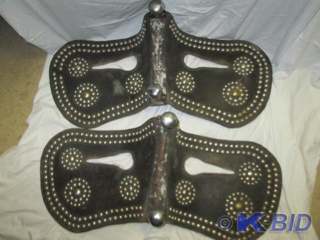 lot 297 image: Horse equestrian accessories