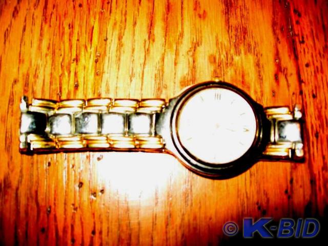 lot 332 image: Geneva watch