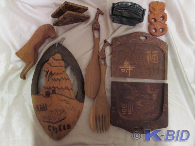 lot 52 image: Wooden and marble collection of dis...