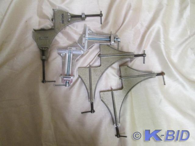 lot 60 image: Lot of 4 Craftsman corner clamps. V...