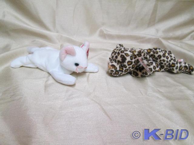 lot 95 image: Ty Beanie Babies. Freckles and Flip...