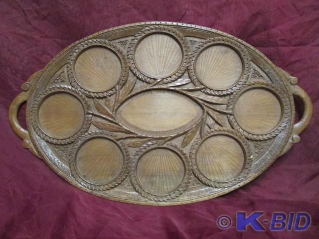 lot 120 image: Very nice wooden snack tray with fe...