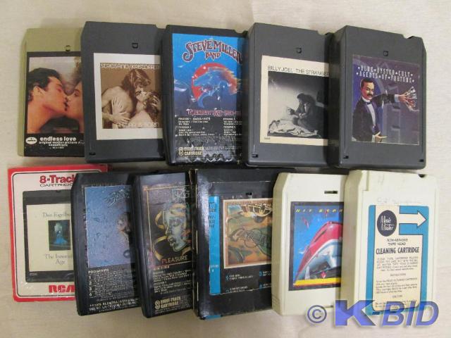 lot 135 image: Lot of vintage 8-track tapes in goo...