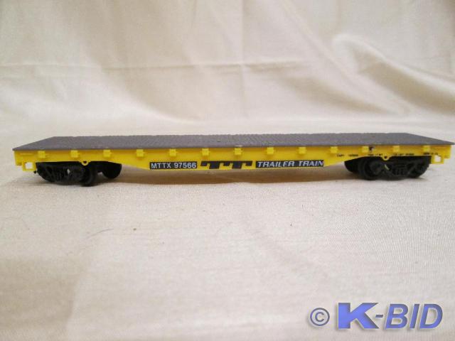 lot 149 image: Trail Train flat rail car in HO sca...