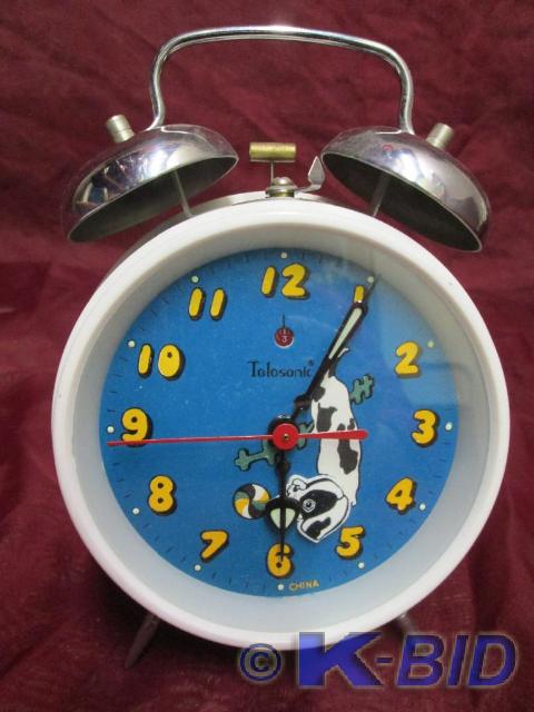lot 17 image: Telesonic twin bell alarm clock in ...