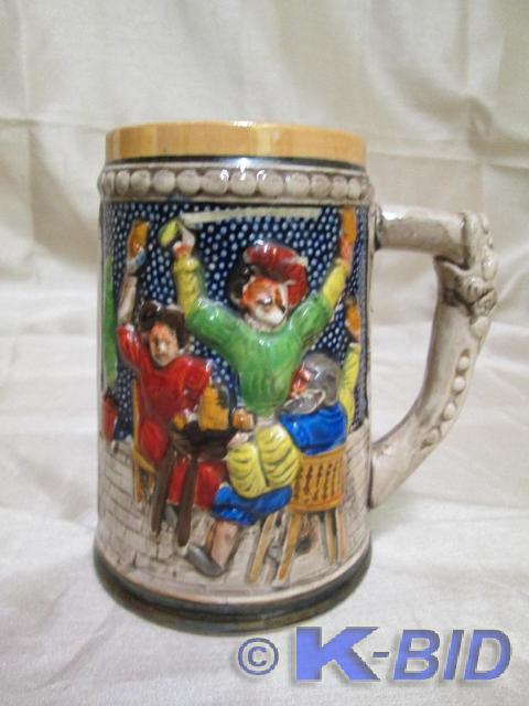 lot 32 image: Cold Spring Brewing Company stein i...
