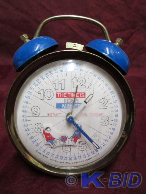lot 9 image: Vintage learning twin bell alarm ...