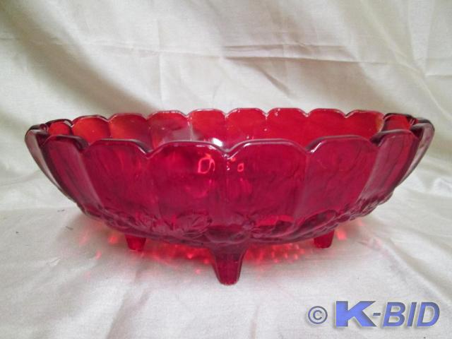 lot 98 image: Vingtage red salad bowl. Fruit and ...