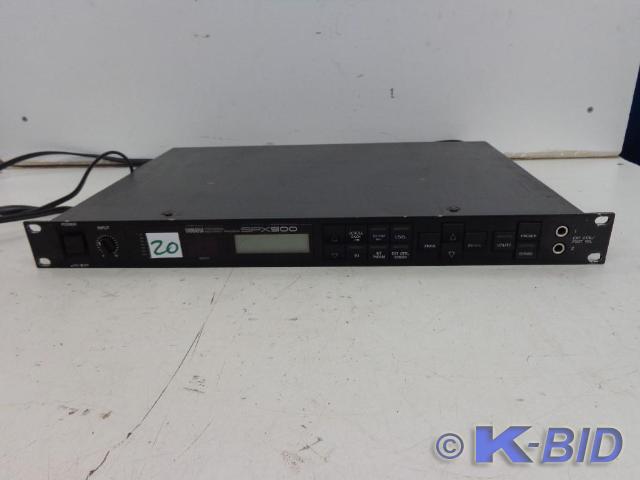 lot 20 image: Yamaha SPX&nbsp900 Professional Mu...