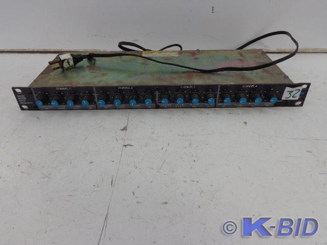 lot 32 image: Furman Quad Noise Gate  Model...