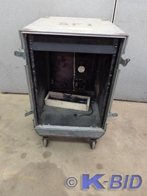 lot 34 image: Wheeled Road Case wRack Mount 14 S...