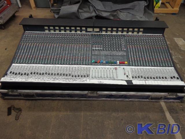 lot 8 image: Soundcraft Five Monitor Console 44 ...