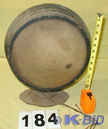 lot 184 image: Vintage Radiola Loud Speaker  Model...