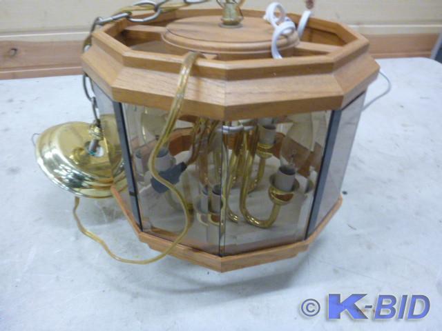lot 146 image: Hanging Ceiling Light