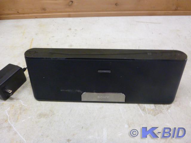 lot 149 image: Sony Personal Audio Docking System ...