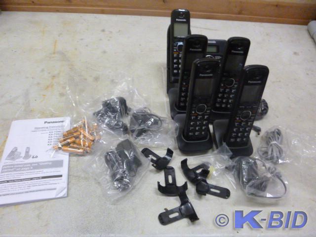 lot 151 image: Panasonic KX-TG66455K Digital Cordl...
