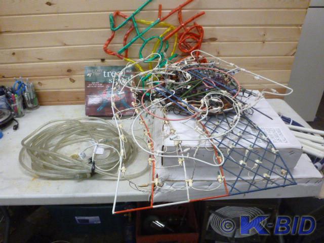 lot 64 image: 2 Spiral Lighted Christmas Tree Rop...