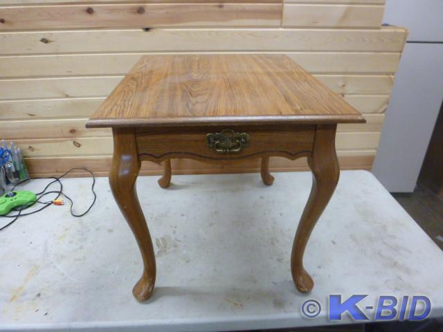 lot 76 image: End Table   21 H X 21 W X 26 D