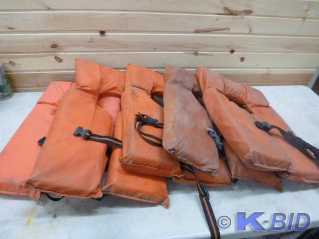 lot 93 image: 5 Life Vests   4 Adult Size Medium ...