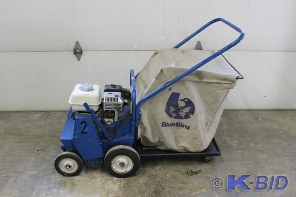 Bluebird Dethatcher     Honda GX1...