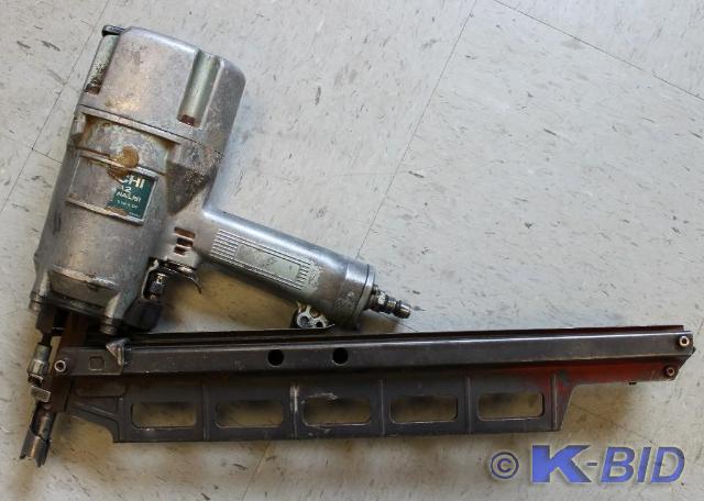 HITACHI Model# 83 A 2 3 12 Stri...