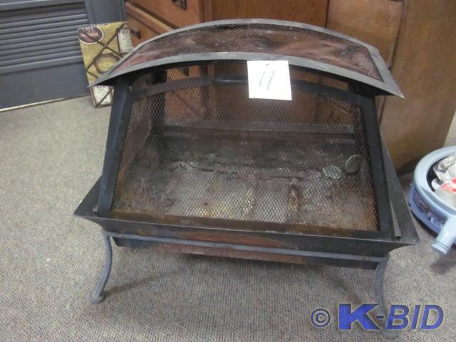Outdoor metal fire pit with fold do...