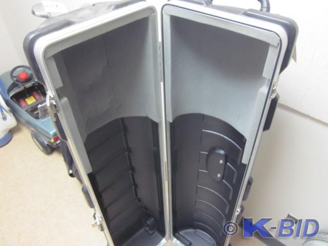 SKB hard shell travel golf case on ...