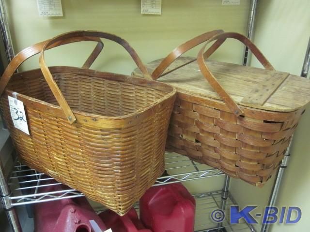 Pair of baskets, (1) with lid.