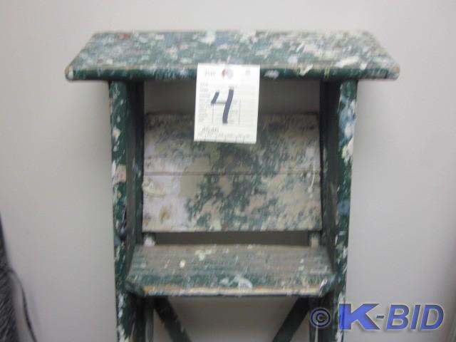 5 wood folding&nbspstep ladder.