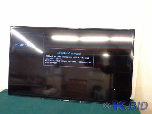 lot 11 image: Samsung 46 Flat Screen TV model UN...