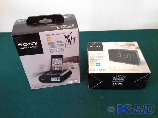 lot 147 image: (2) piece lot Sony FMAM Clock Radi...