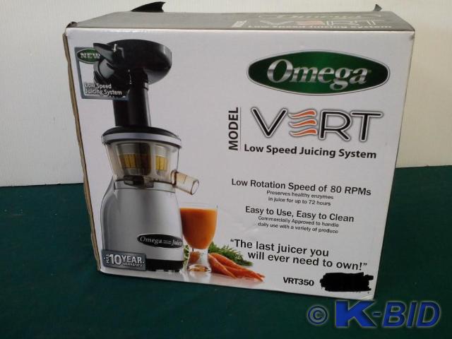 lot 191 image: Omega Vert Low Speed Juicing Machin...