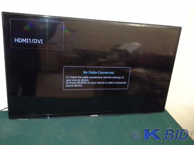 lot 2 image: Samsung 46 Flat Screen TV model UN...