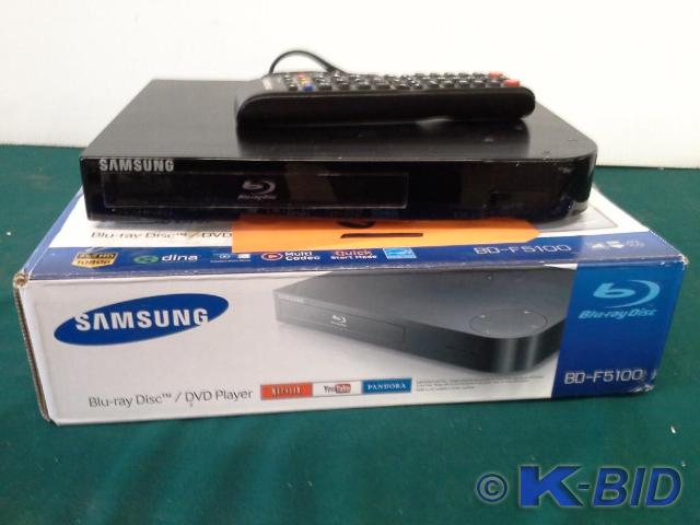 lot 261 image: Samsung Blu-ray DiscDVD Player mod...