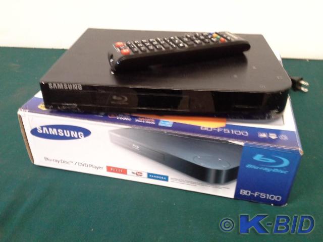 lot 262 image: Samsung Blu-ray DiscDVD Player mod...
