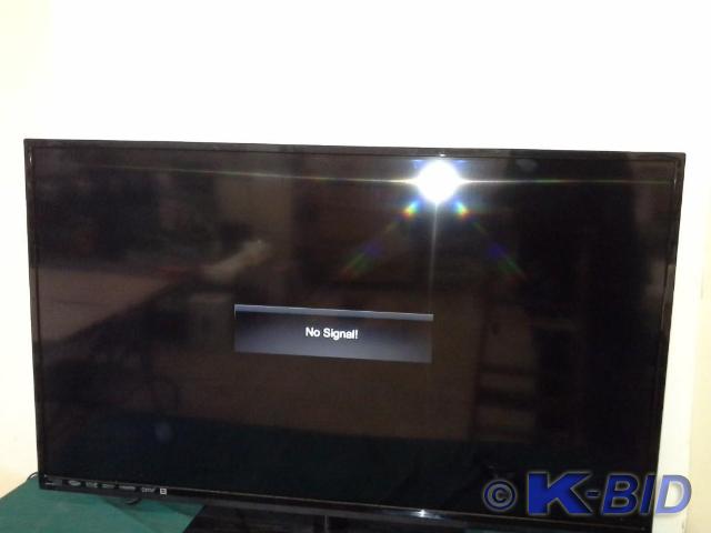 lot 6 image: Vizio 46 Flat Screen TV model E461...