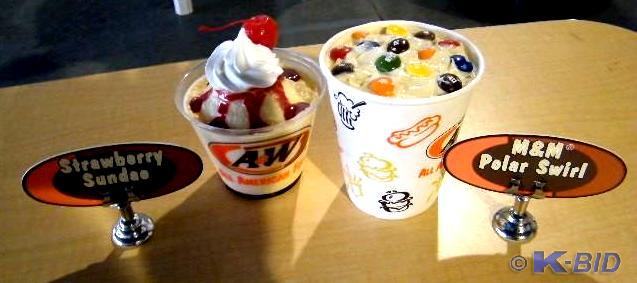 lot 43 image: Lot of 2 A & W Fake Food Displa...