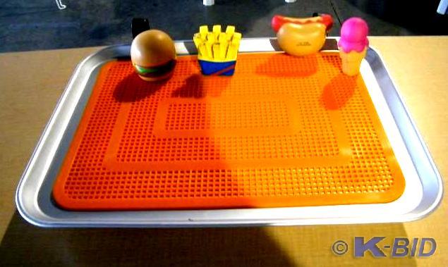 lot 46 image: A & W Metal Food Tray    Has ha...