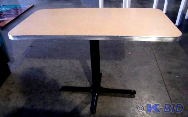 lot 50 image: Table with Pedestal    Measures 43....