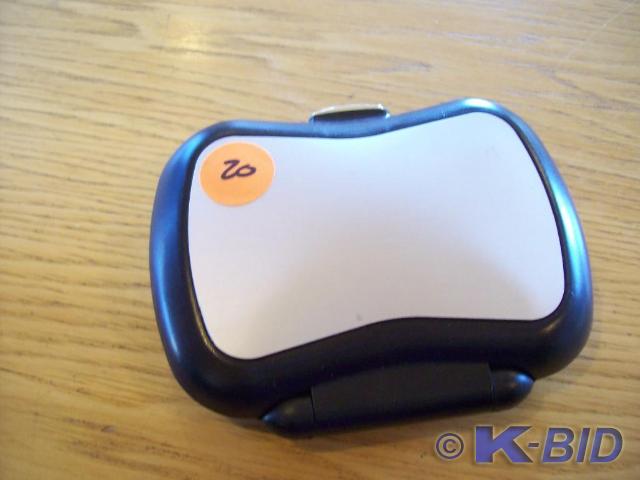 lot 20 image: Credit Card Case -NewUnused