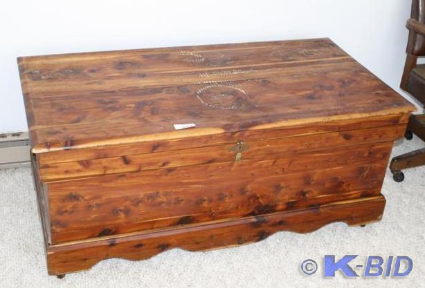 lot 101 image: Vintage Cedar chest 54x28x22 conten...