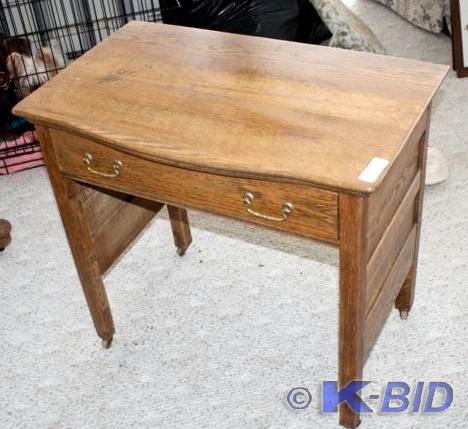 lot 113 image: Antique vintage Oak desk with one d...