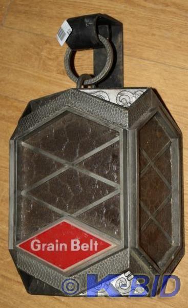 lot 121 image: Grain Belt lighted sign 15x8x6