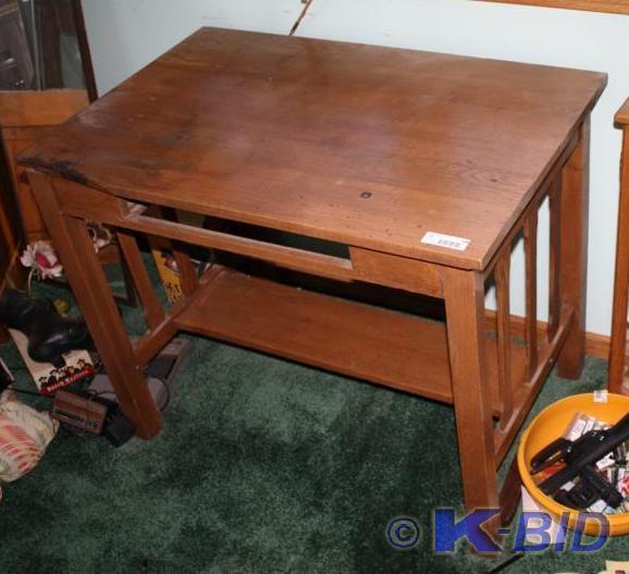 lot 136 image: Antique vintage oak library table 3...