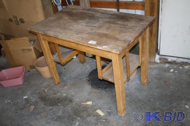 lot 203 image: Antique or older Wood library table...