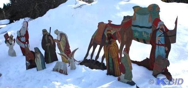lot 209 image: Large Nativity set with Christmas p...