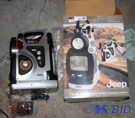 lot 231 image: New in box Jeep TVAMFMElectric l...