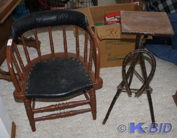 lot 285 image: Antique captain chair and vintage w...