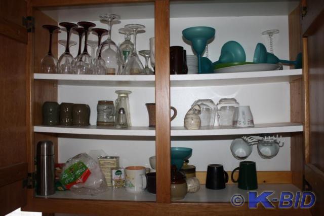 lot 294 image: Kitchen cabinets of glasses, plates...